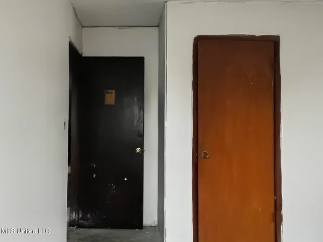 $60,000 | 564 Virgin Mary Road, Camden, MS 39045