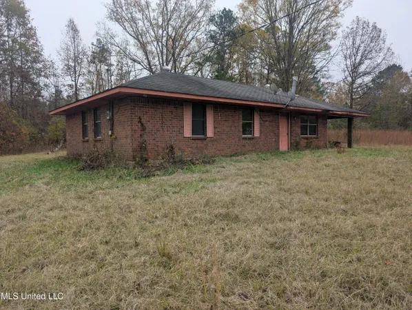 $50,000 | 564 Virgin Mary Road, Camden, MS 39045