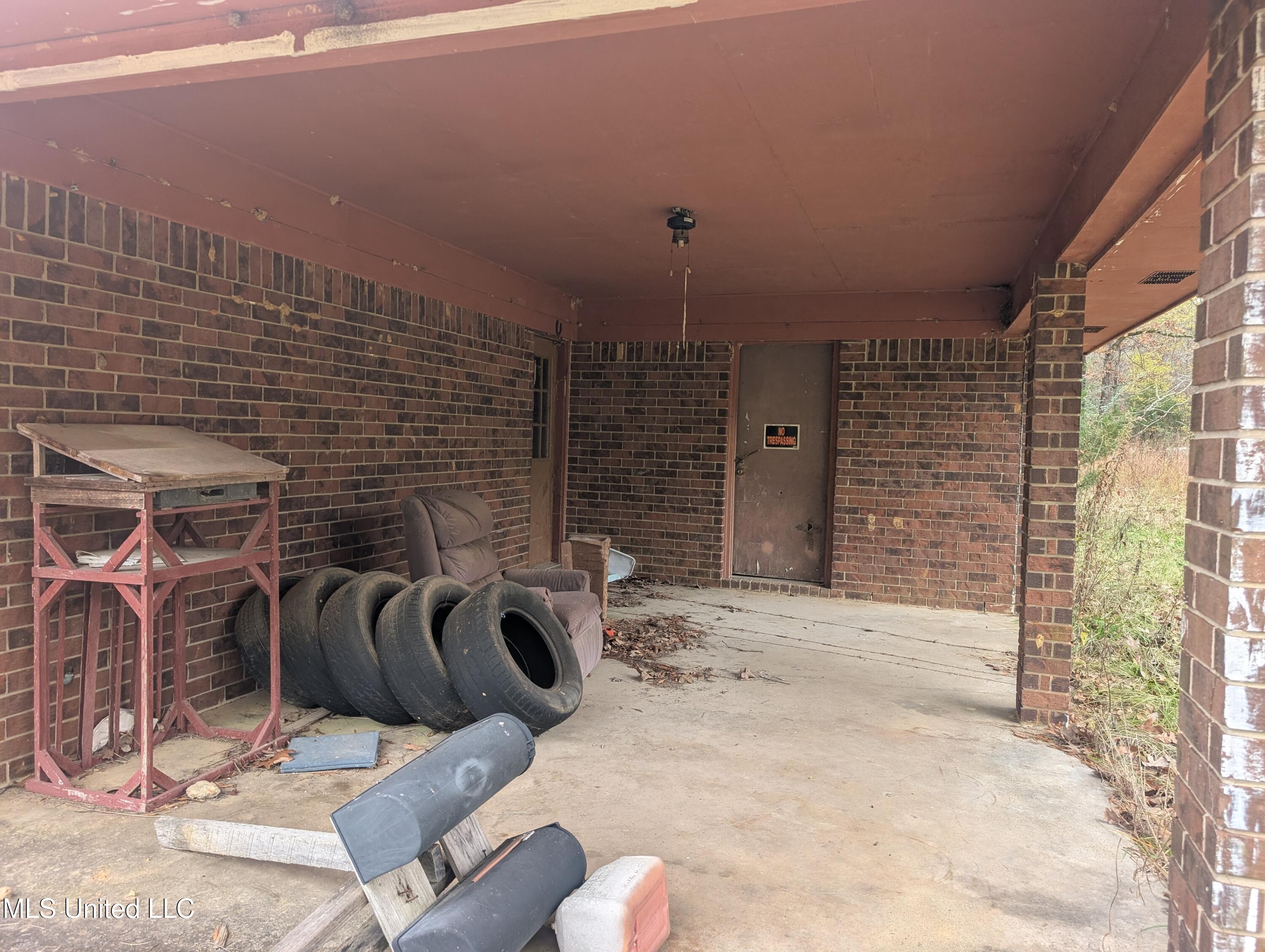 564 Virgin Mary Road Camden, MS 39045 - Photo 5 of 28 1000011987