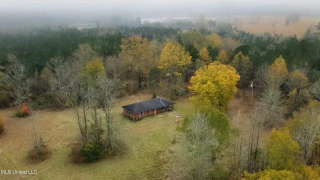 $60,000 | 564 Virgin Mary Road, Camden, MS 39045