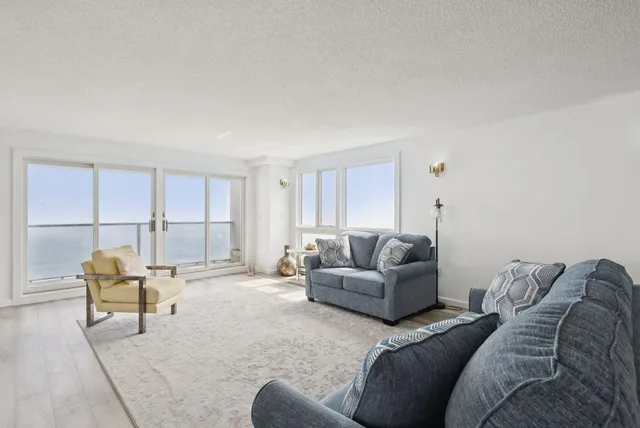 $965,000 | 31 East Grand Avenue, Unit 83, Old Orchard Beach, ME 04064