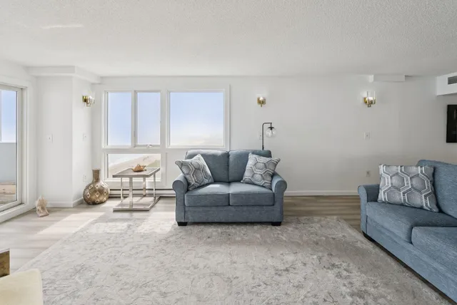 $965,000 | 31 East Grand Avenue, Unit 83, Old Orchard Beach, ME 04064