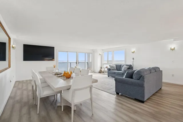 $965,000 | 31 East Grand Avenue, Unit 83, Old Orchard Beach, ME 04064