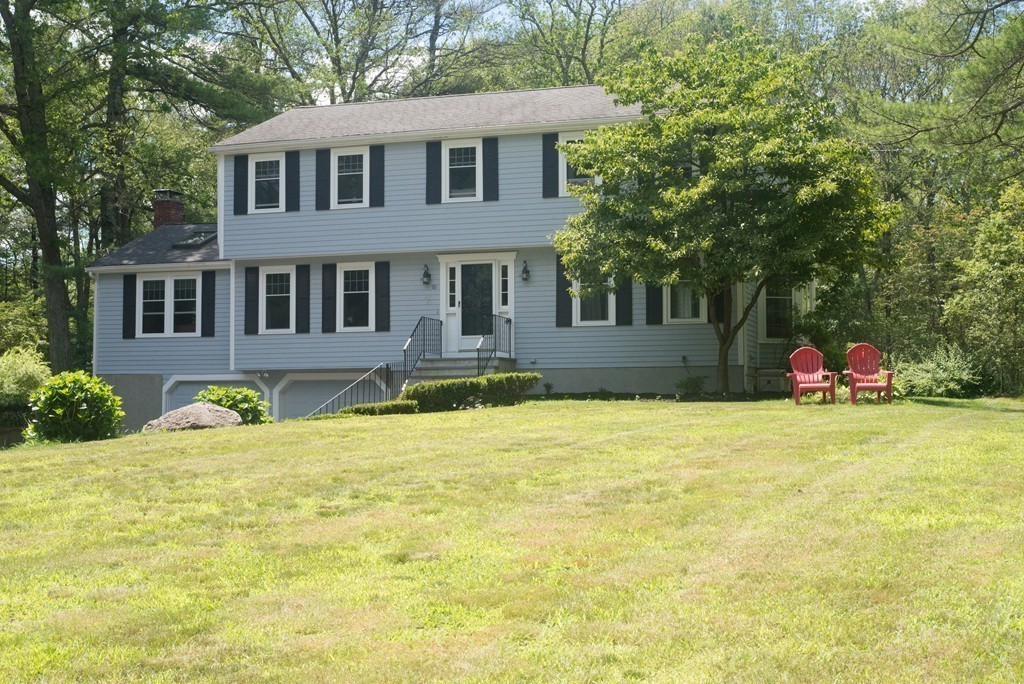 10 Stacey Road Norfolk, MA 02056 - Photo 1 of 30 Gallery Image 1