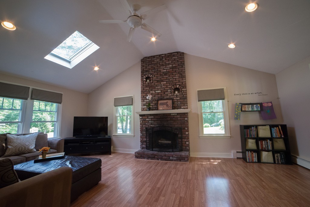 10 Stacey Road Norfolk, MA 02056 - Photo 14 of 30 Gallery Image 14