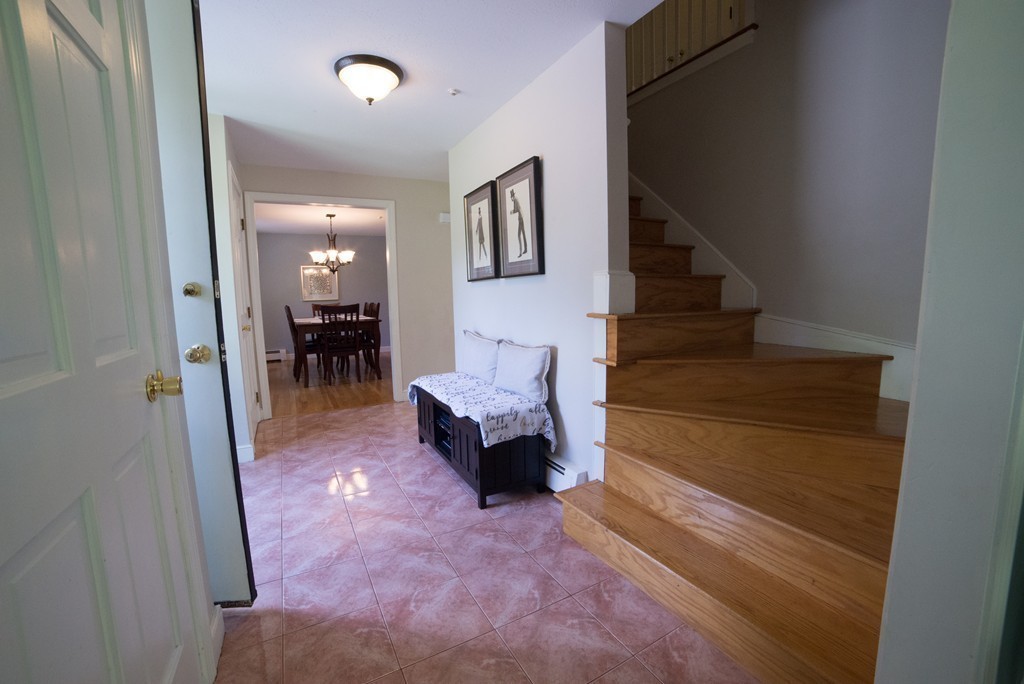 10 Stacey Road Norfolk, MA 02056 - Photo 9 of 30 Gallery Image 9