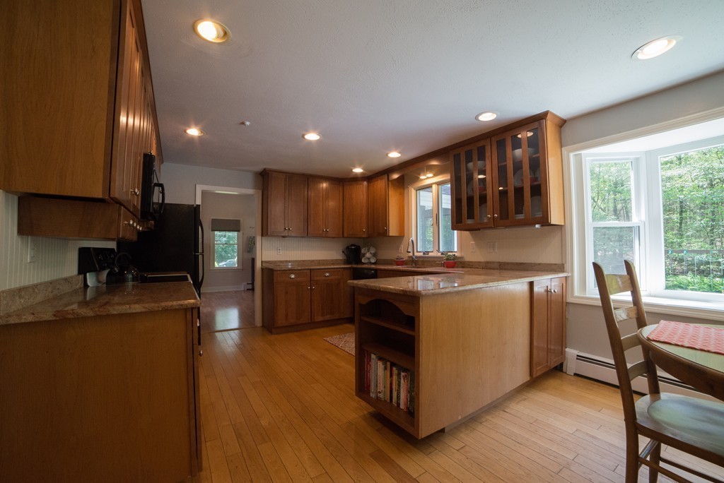 10 Stacey Road Norfolk, MA 02056 - Photo 10 of 30 Gallery Image 10