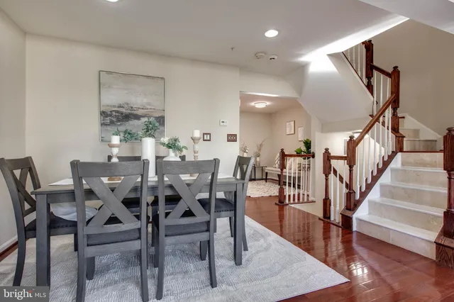 $459,000 | 7217 Maidstone Place, Unit 209, Elkridge, MD 21075