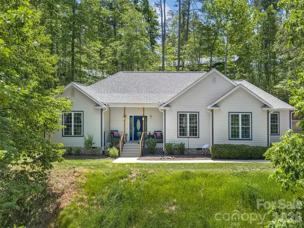 $600,000 | 232 Wild Haven Way, Mill Spring, NC 28756