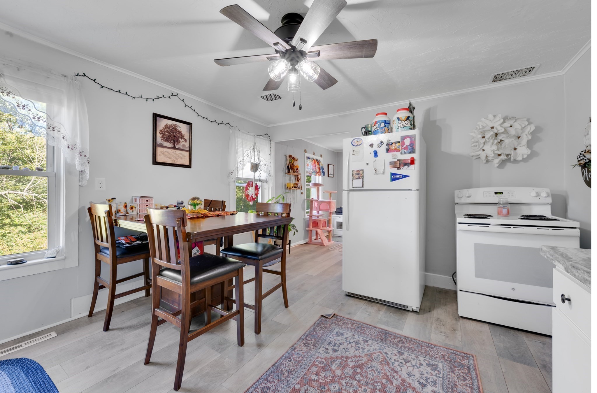 198-200 Southbridge Road Dudley, MA 01571 - Photo 18 of 31 Gallery Image 18