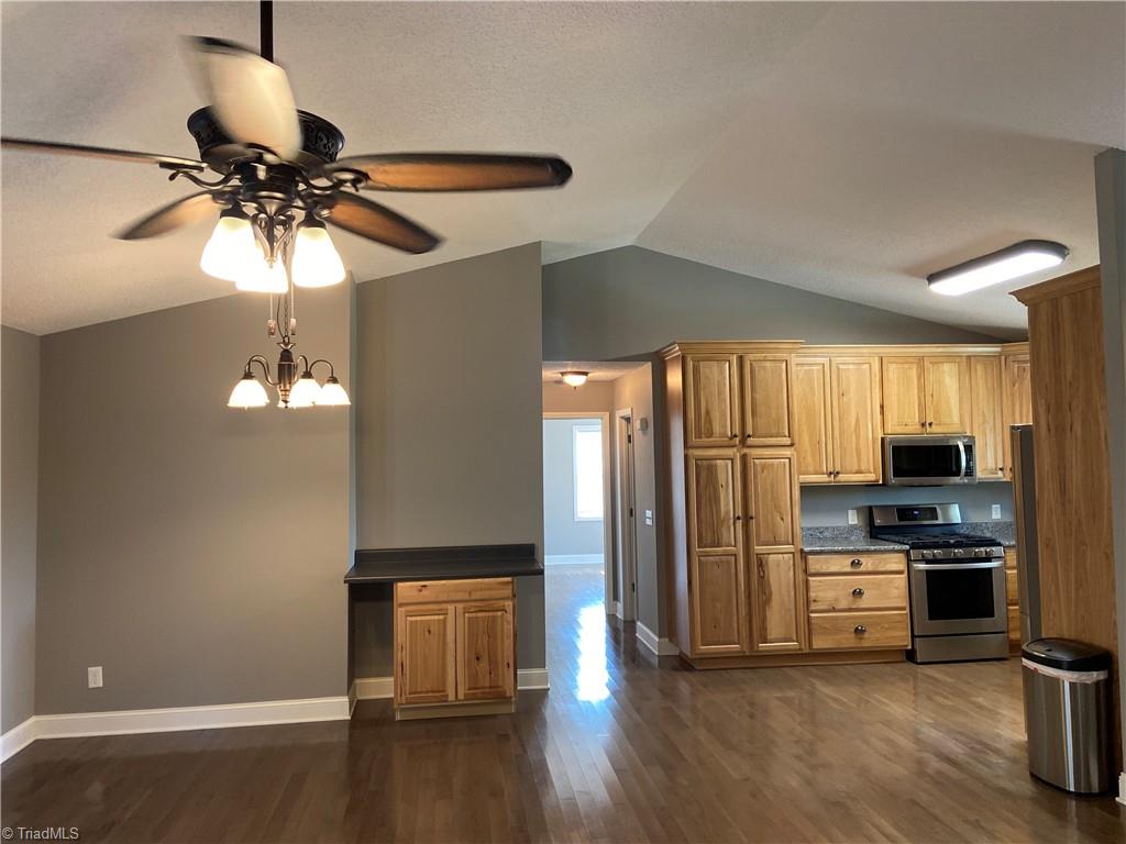 600 Yow Road Seagrove, NC 27341 - Photo 17 of 49 Gallery Image 17