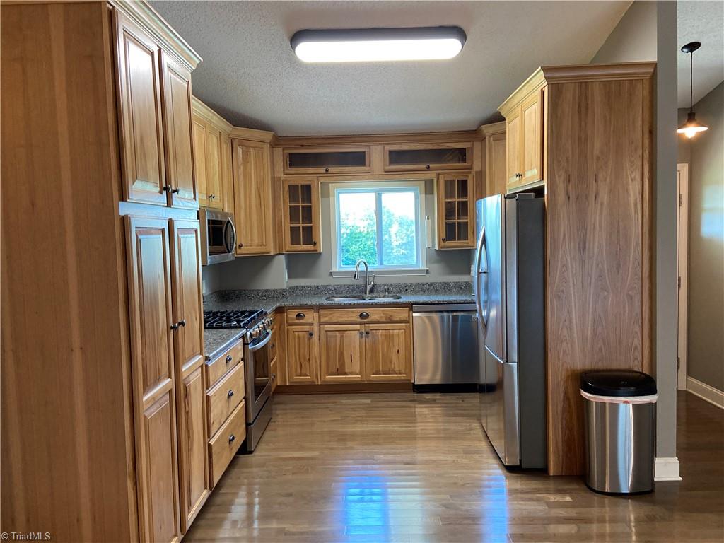 600 Yow Road Seagrove, NC 27341 - Photo 3 of 49 Gallery Image 3