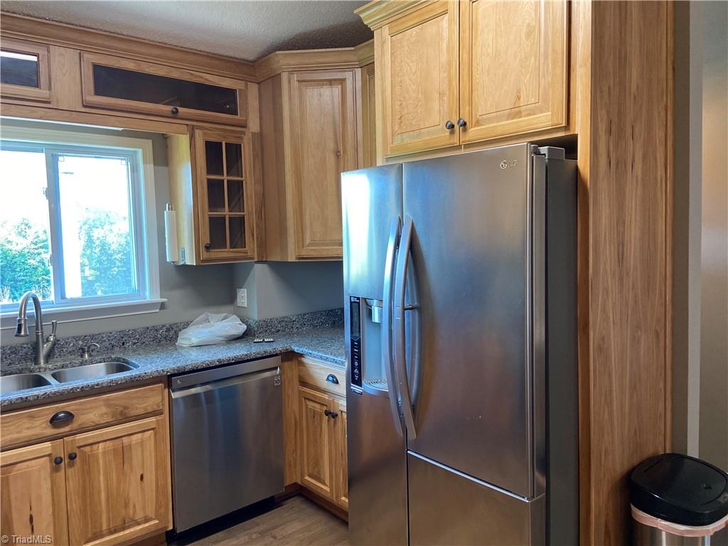 600 Yow Road Seagrove, NC 27341 - Photo 8 of 49 Gallery Image 8