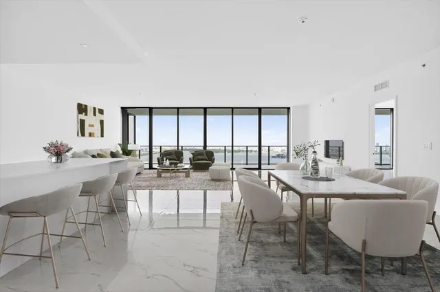 $3,950,000 | 700 Northeast 24th Street, Unit 5202, Miami, FL 33137