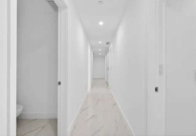 $3,950,000 | 700 Northeast 24th Street, Unit 5202, Miami, FL 33137