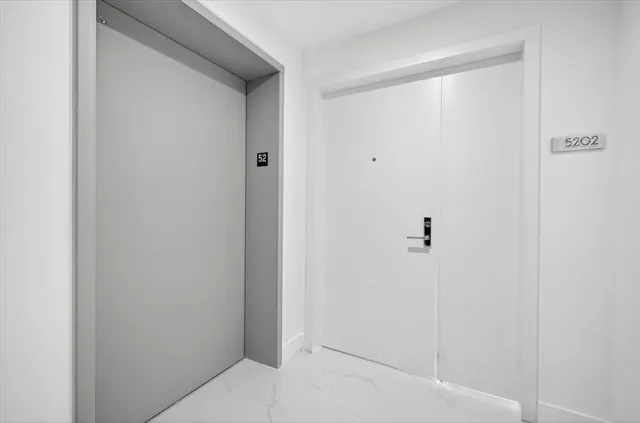 $3,950,000 | 700 Northeast 24th Street, Unit 5202, Miami, FL 33137