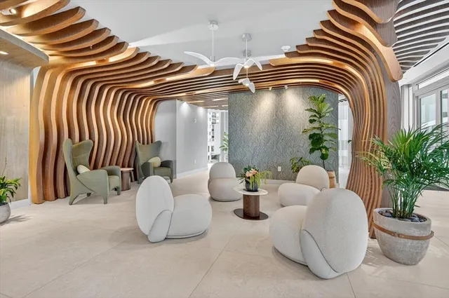 $3,950,000 | 700 Northeast 24th Street, Unit 5202, Miami, FL 33137