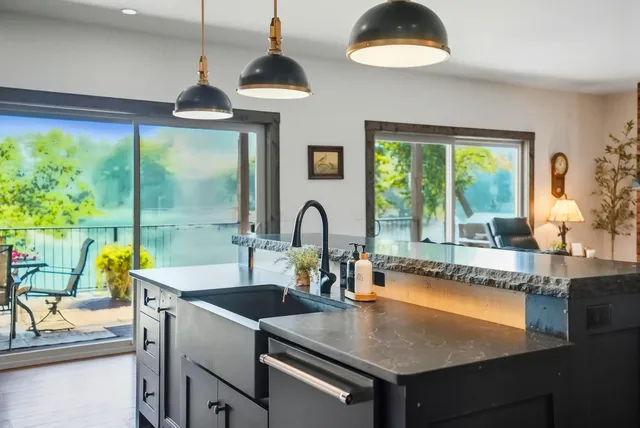 $1,075,000 | 530 Cottonwood Drive, St. Maries, ID 83861