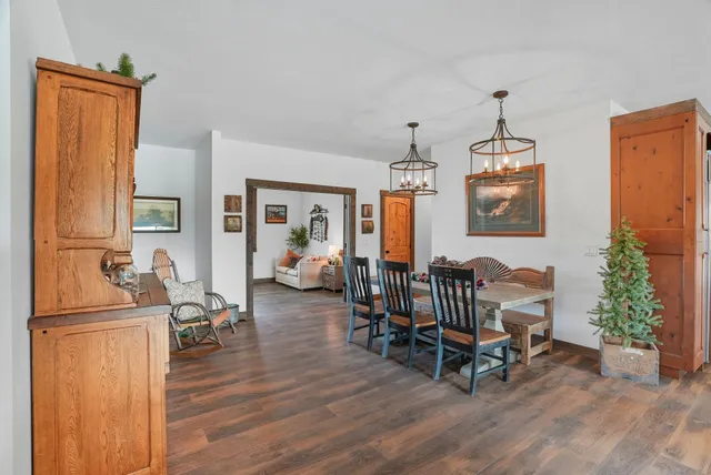 $1,075,000 | 530 Cottonwood Drive, St. Maries, ID 83861