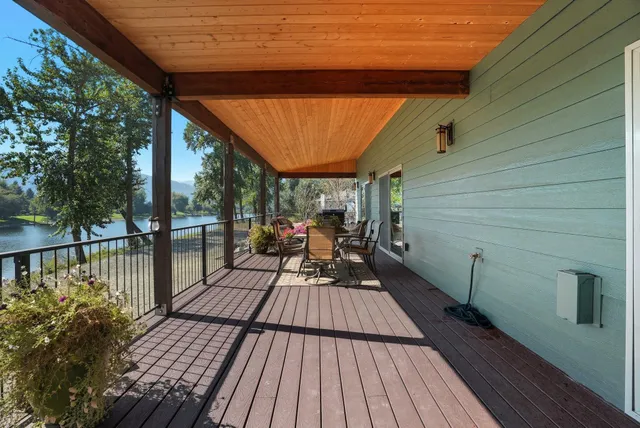 $1,075,000 | 530 Cottonwood Drive, St. Maries, ID 83861