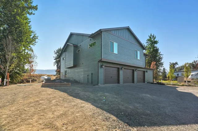 $1,075,000 | 530 Cottonwood Drive, St. Maries, ID 83861