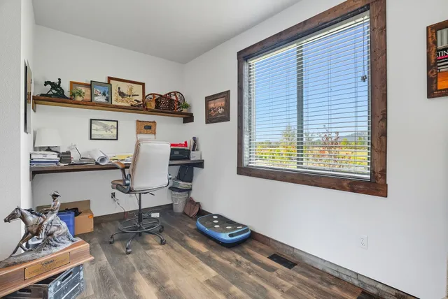 $1,075,000 | 530 Cottonwood Drive, St. Maries, ID 83861