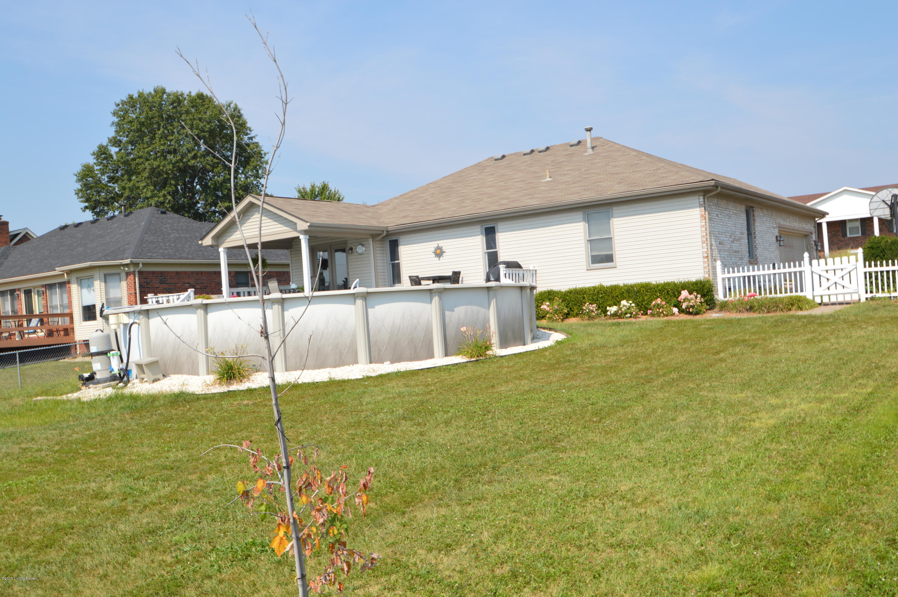 406 Old Towne Road Louisville, KY 40214 - Photo 43 of 49 406 Old Towne Road (65)