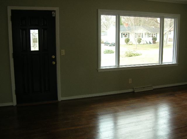 111 Farmington Road Greenville, SC 29605 - Photo 2 of 8