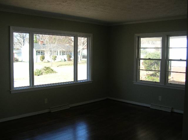 111 Farmington Road Greenville, SC 29605 - Photo 3 of 8
