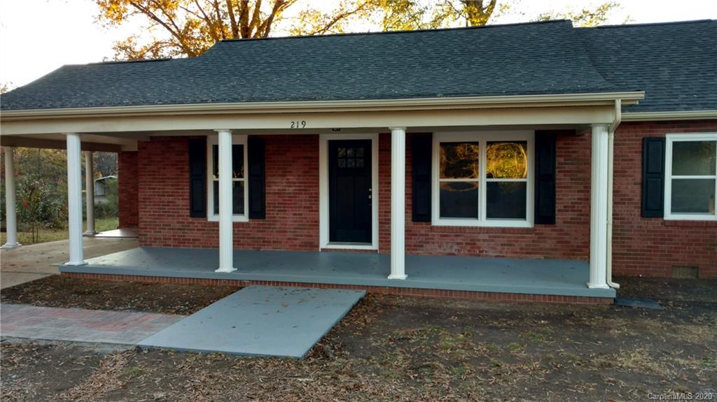 219 Cape Hickory Road Long View, NC 28601 - Photo 1 of 24 Gallery Image 1