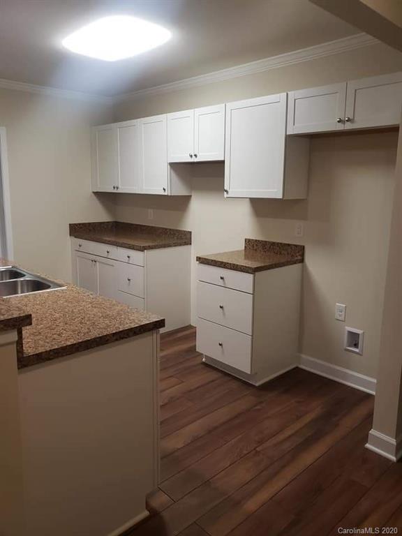 219 Cape Hickory Road Long View, NC 28601 - Photo 4 of 24 Gallery Image 4