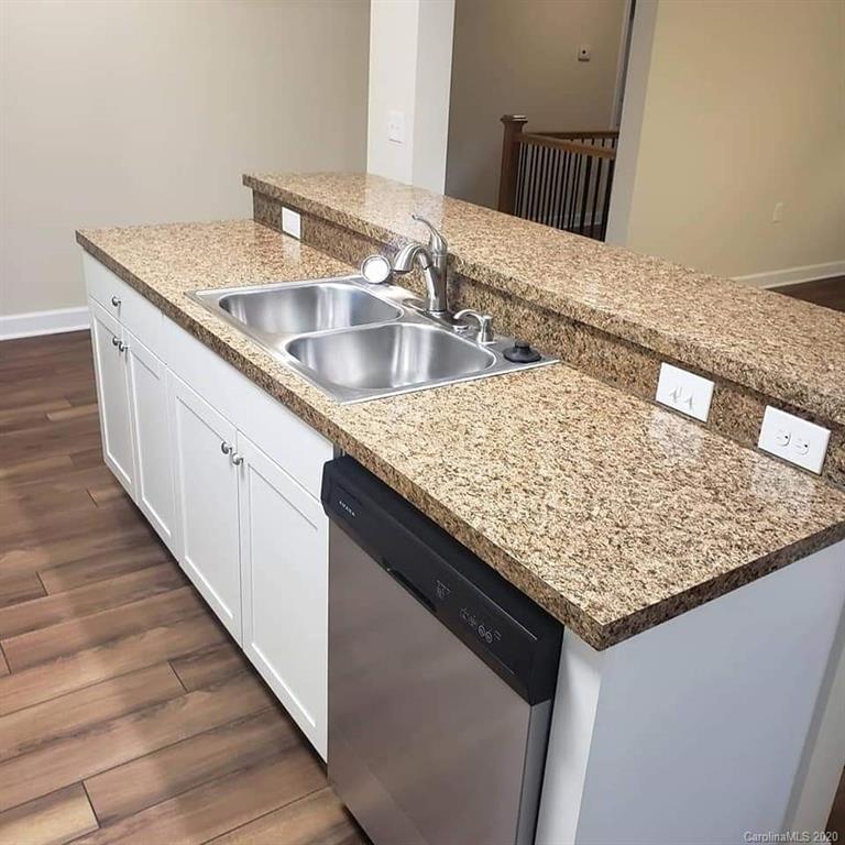 219 Cape Hickory Road Long View, NC 28601 - Photo 5 of 24 Gallery Image 5