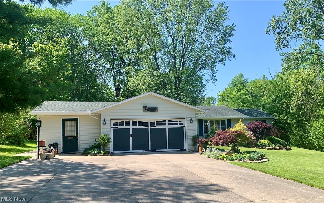 224 Habant Road Amherst, OH 44001 - Photo 1 of 26 Welcome to 224 Habant Drive, Amherst, OH