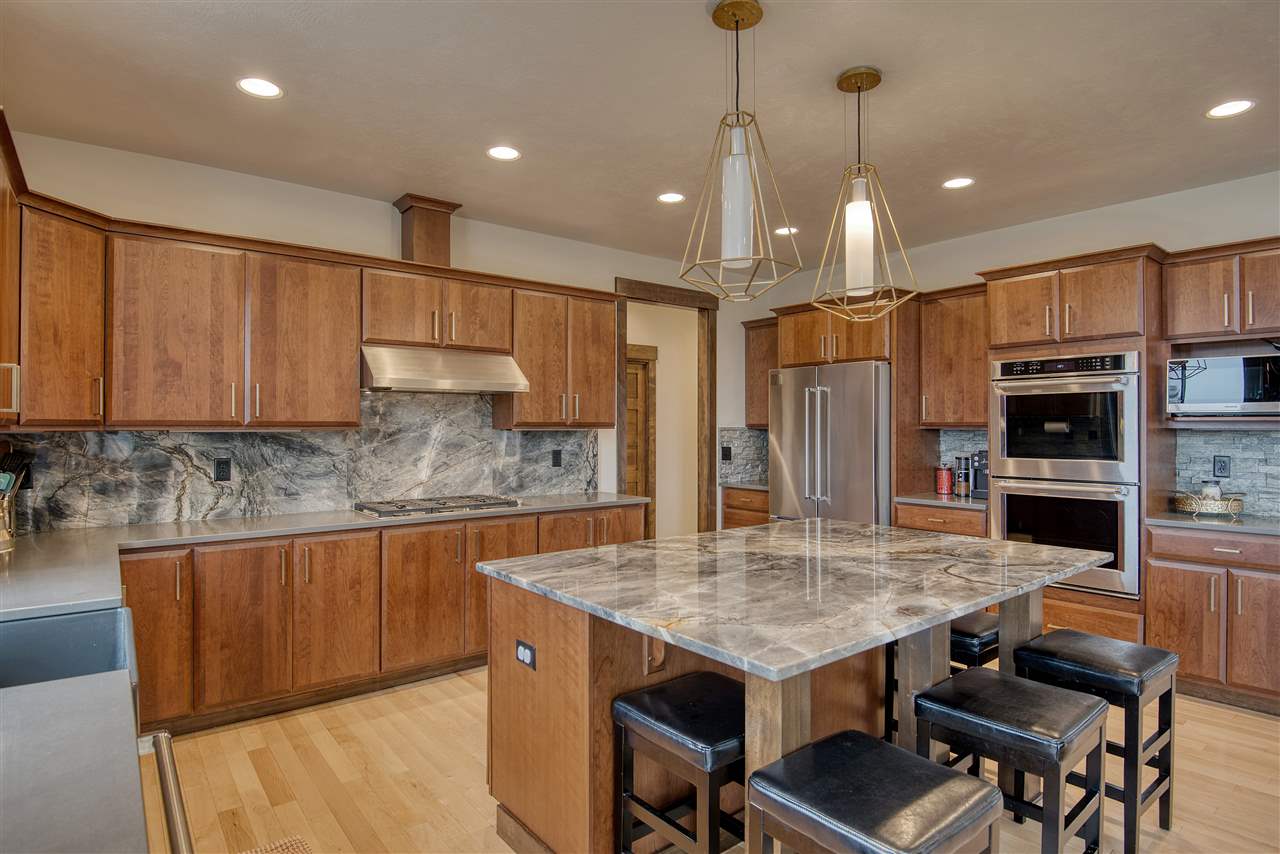 425 East Chattaroy Road Colbert, WA 99005 - Photo 14 of 43 Gallery Image 14