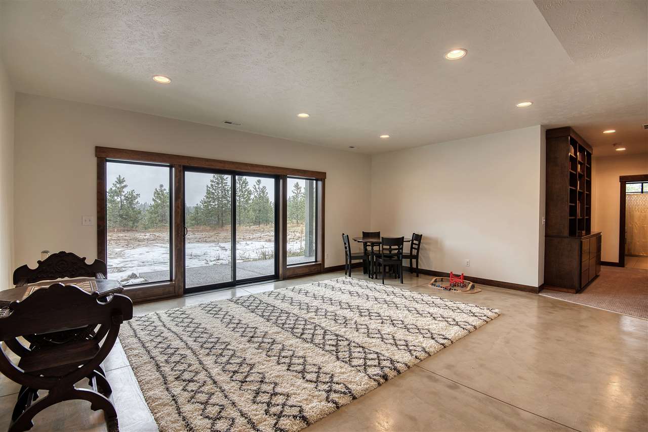 425 East Chattaroy Road Colbert, WA 99005 - Photo 33 of 43 Gallery Image 33