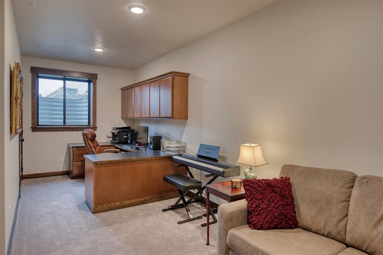 425 East Chattaroy Road Colbert, WA 99005 - Photo 37 of 43 Gallery Image 37