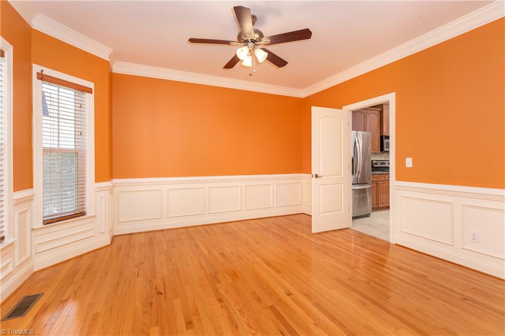 6614 Ridge Run Court Clemmons, NC 27012 - Photo 17 of 43 Dinning Room
