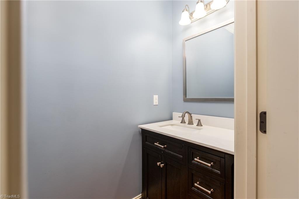 6614 Ridge Run Court Clemmons, NC 27012 - Photo 25 of 43 Main Floor Half Bath