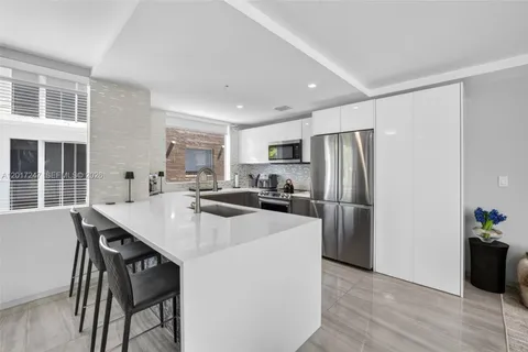 $1,295,000 | 700 Northeast 14th Avenue, Unit 311, Fort Lauderdale, FL 33304