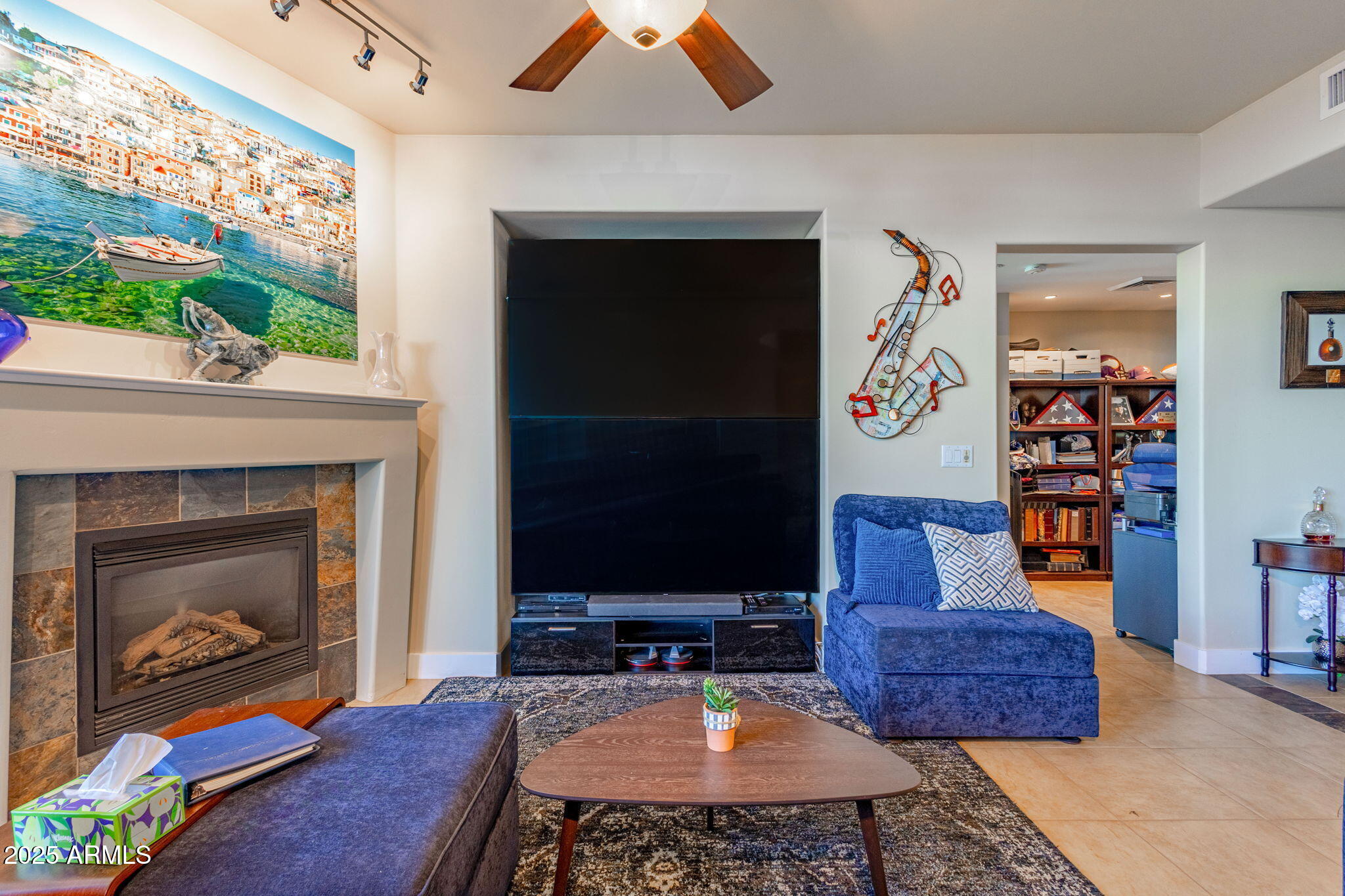 140 East Rio Salado Parkway, Unit 411 Tempe, AZ 85281 - Photo 11 of 19 Entertainment Area