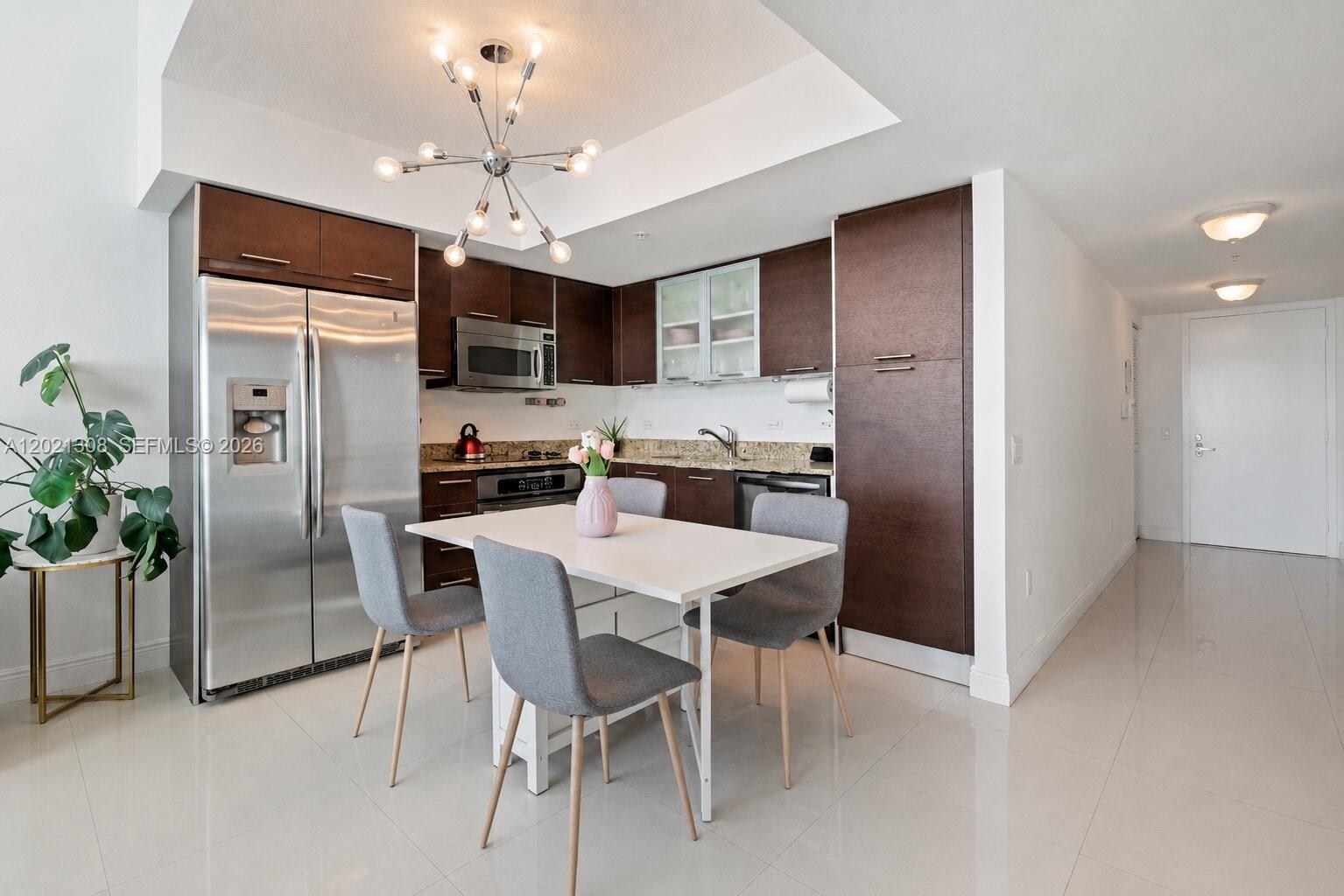 41 Southeast 5th Street, Unit 1609 Miami, FL 33131 - Photo 4 of 41