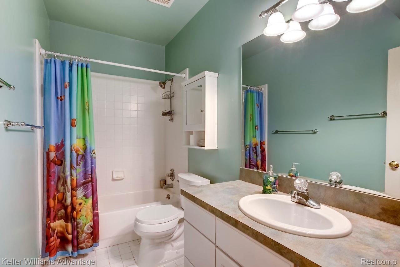 4558 Vines Road Howell, MI 48843 - Photo 25 of 46 3rd Full Bath on the lower level