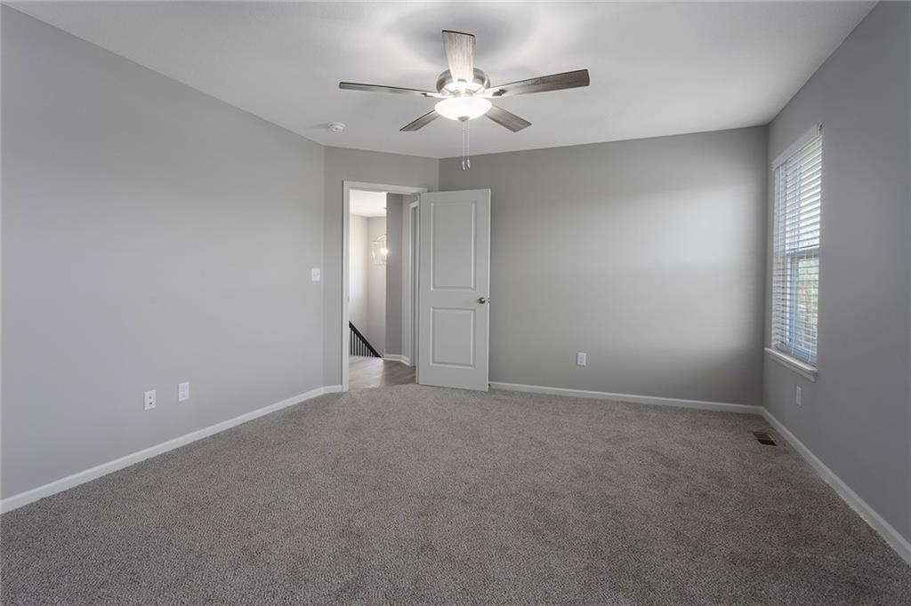 613 Foxglove Lane Raymore, MO 64083 - Photo 14 of 27