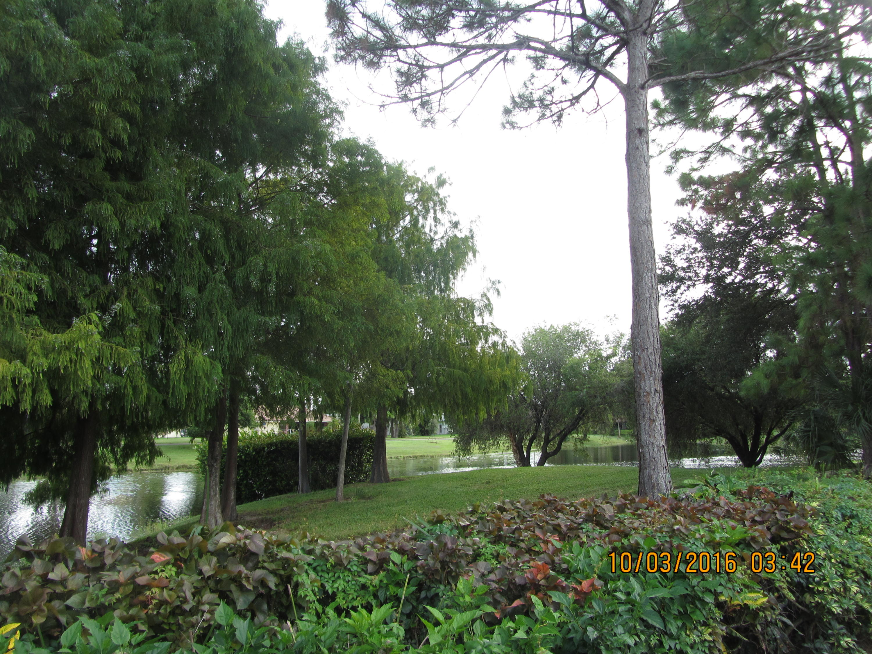 6246 Woodbury Road Boca Raton, FL 33433 - Photo 27 of 30 Lakeviews
