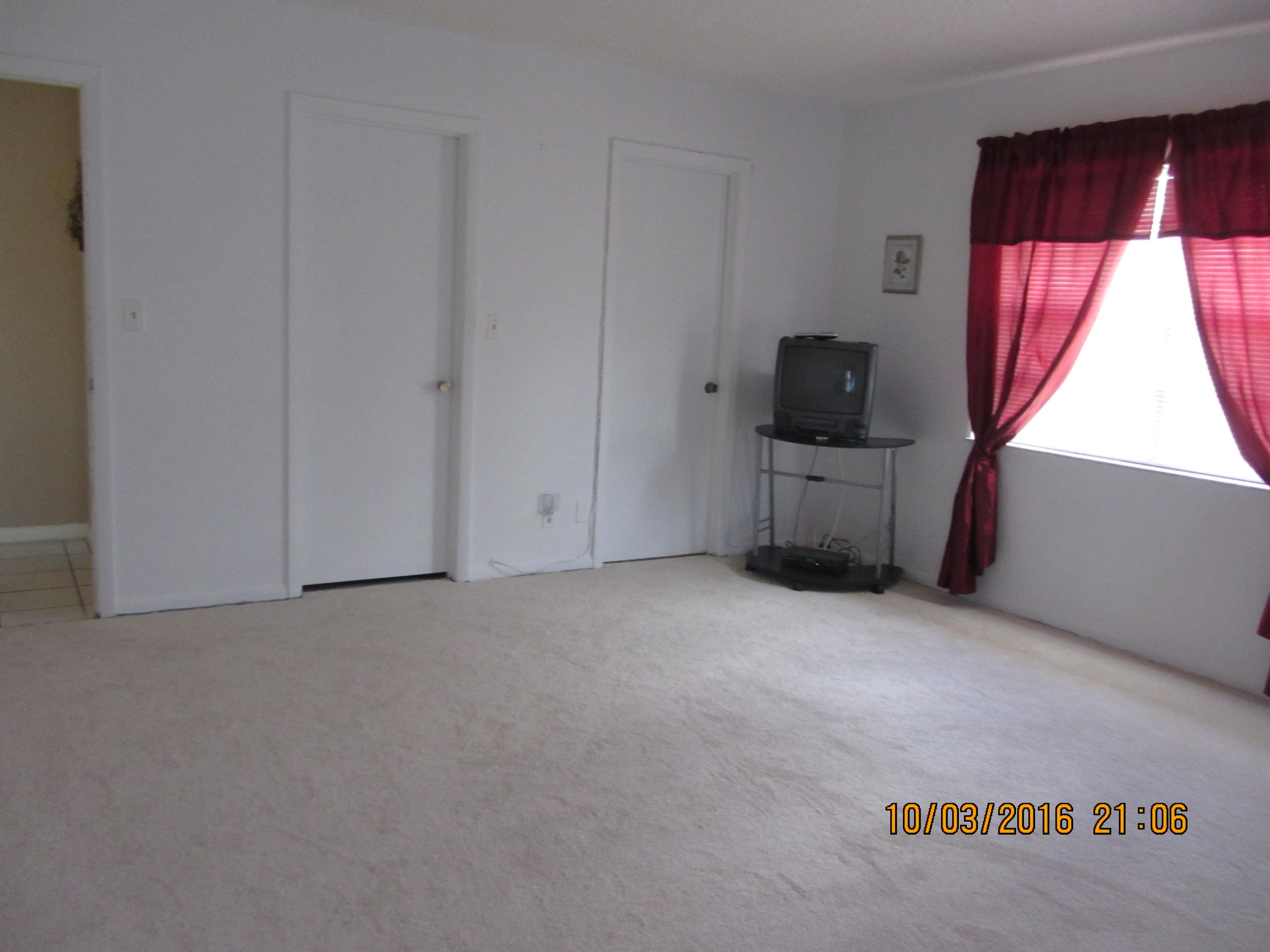 6246 Woodbury Road Boca Raton, FL 33433 - Photo 9 of 30 Master bedroom