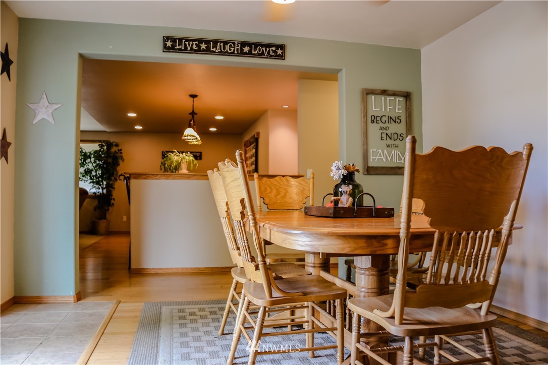 18947 Joselyn Road Southwest Rochester, WA 98579 - Photo 7 of 25