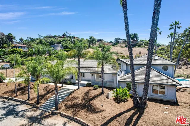$1,549,000 | 614 Valley Drive, Vista, CA 92084