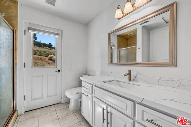 $1,549,000 | 614 Valley Drive, Vista, CA 92084