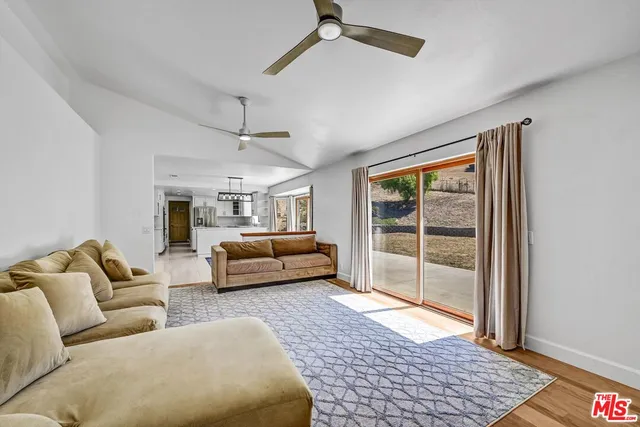 $1,549,000 | 614 Valley Drive, Vista, CA 92084