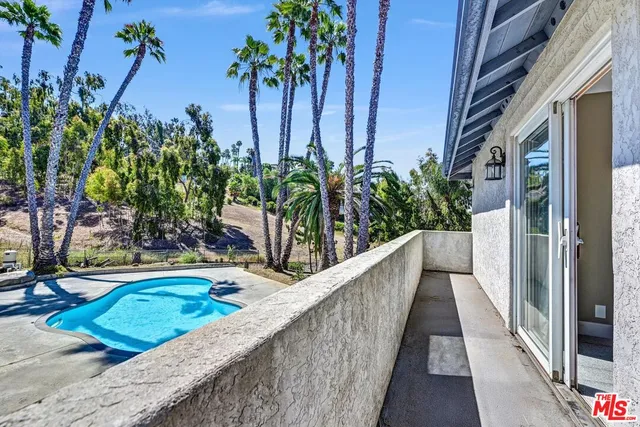 $1,549,000 | 614 Valley Drive, Vista, CA 92084